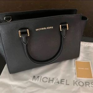 Authentic Michael Kors Black Leather Satchel
Selma Bag
